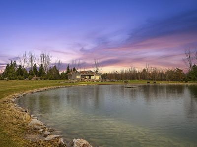 W985 Fur Farm ROAD