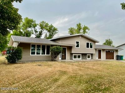 704 E Caledonia Ave