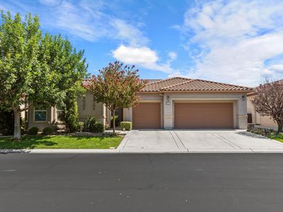 426 Eagle Crest Way