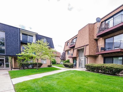 4917 W 109th St APT 301