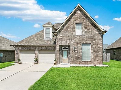 940 Artesa Dr
