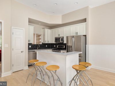 21665 Kings Crossing Ter