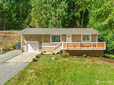 16214 Dogwood Lane