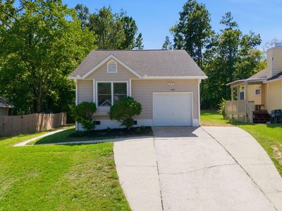 468 Dickens Dr