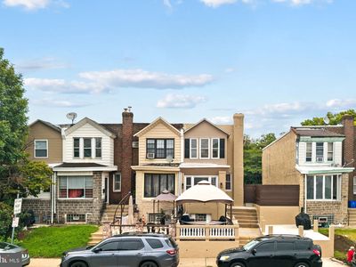 1609 E Hunting Park Ave