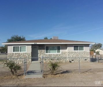 Property at 401 Tejon St, Maricopa, CA