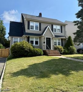 52 Linden Ave