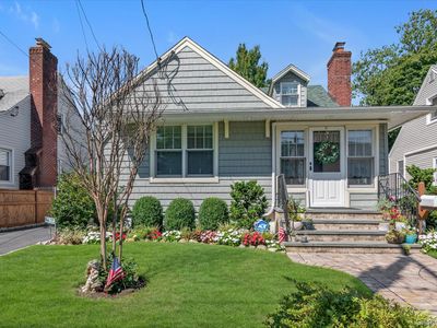 58 Alexine Avenue