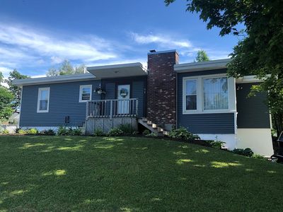 52 Maple St