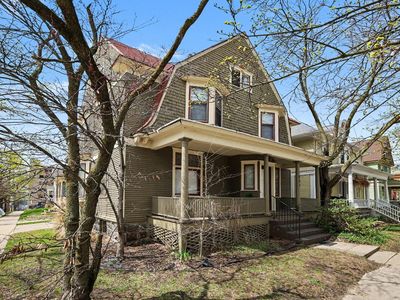 201 Lafayette Ave NE