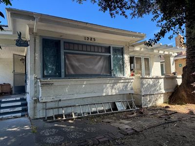 1225 Sierra Ave