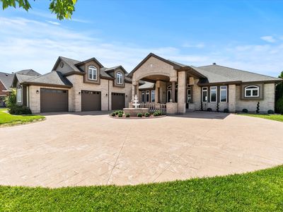 Property at 215 Slalom Ct, Minooka, IL