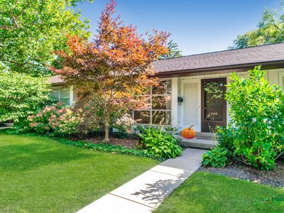 Property at 303 Crestwood Vlg, Northfield, IL