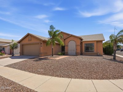 7918 N Sirius Dr