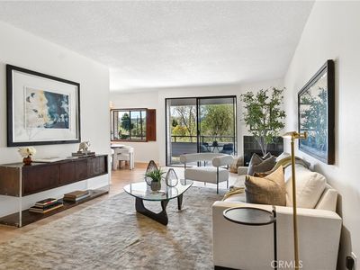13331 Moorpark St APT 223