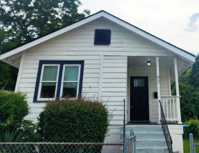 93 Romney St