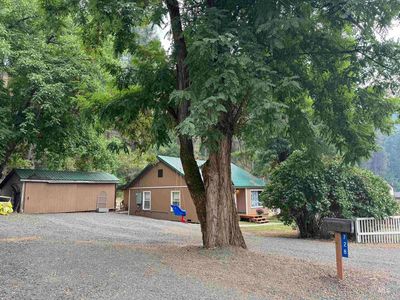728 Grangemont Rd