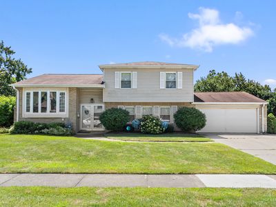1323 E Rosita Dr