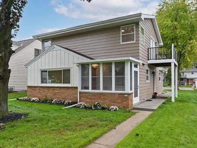 818 S 116th STREET