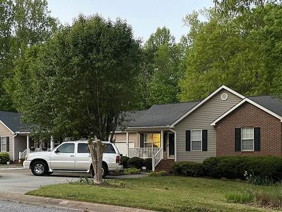 154 Ashton Ln