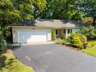 55 Briar Ln