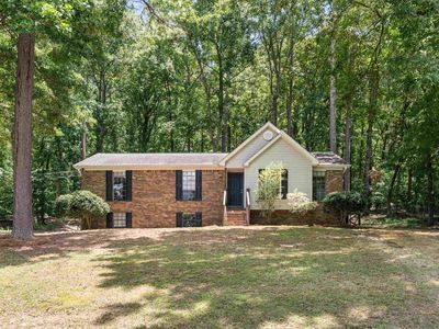 200 Redwood Dr