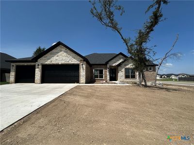 800 Eagle Heights Dr