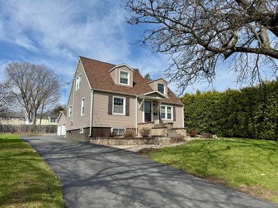 50 Leonard Ave