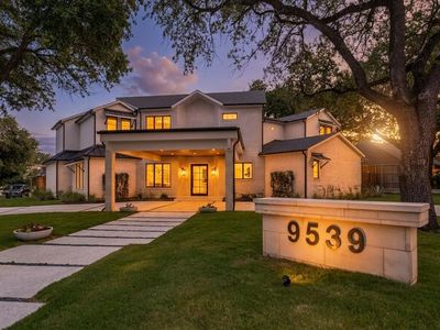 9539 Boedeker Dr