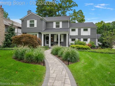 889 Suffield Ave