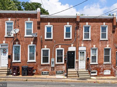 1207 W 2nd St