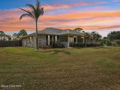 2460 Lacourt Ln