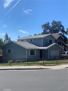 311 Hillcrest Dr