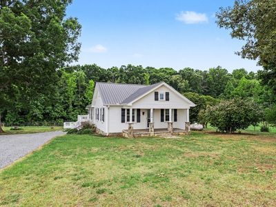 216 Clark Ln