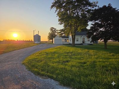 Property at 16306 E 1st Rd, Litchfield, IL