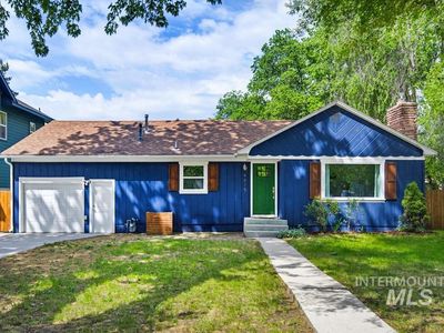 4415 N Collister Dr