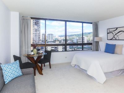 2499 Kapiolani Blvd APT 902