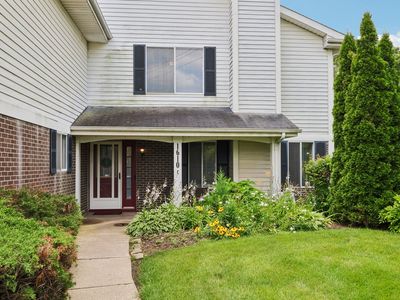 Property at 1610 Durham Ct APT C, Darien, IL