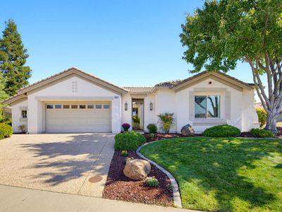 807 Carrousel Ct