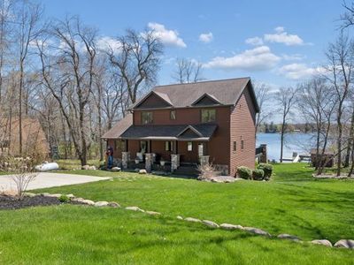 26337 N Smith Lake Ln
