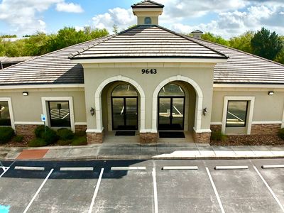 9643 HUEBNER RD #103 & 102