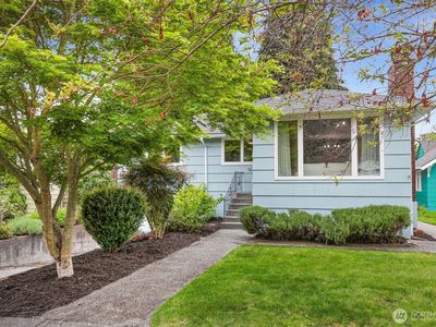 6225 29th Avenue NE