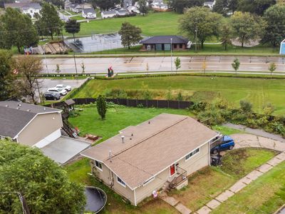 Property at 2 E Hillside Ave, Des Moines, IA