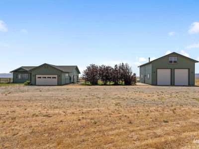 820 W Magic Rd