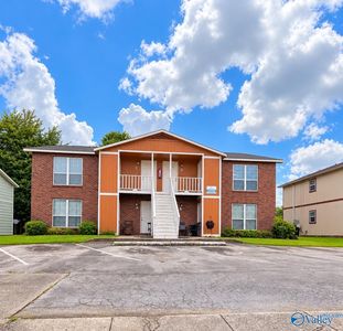2226 Jonathan Dr NW