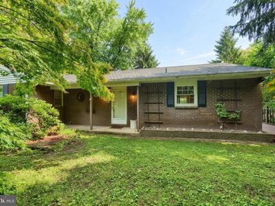 18 Conifer Ln