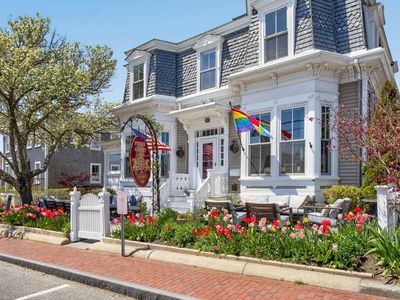 164 Commercial Street