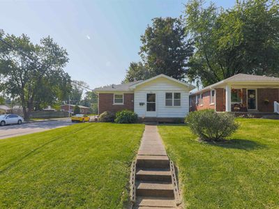 2121 E Virginia St
