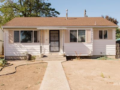 124 Mountain View Dr