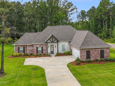 1175 Sanctuary Dr